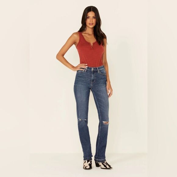 Idyllwind Straight Leg Distressed Jeans in Going Places Dark Medium Wash Size 8 - Picture 3 of 15